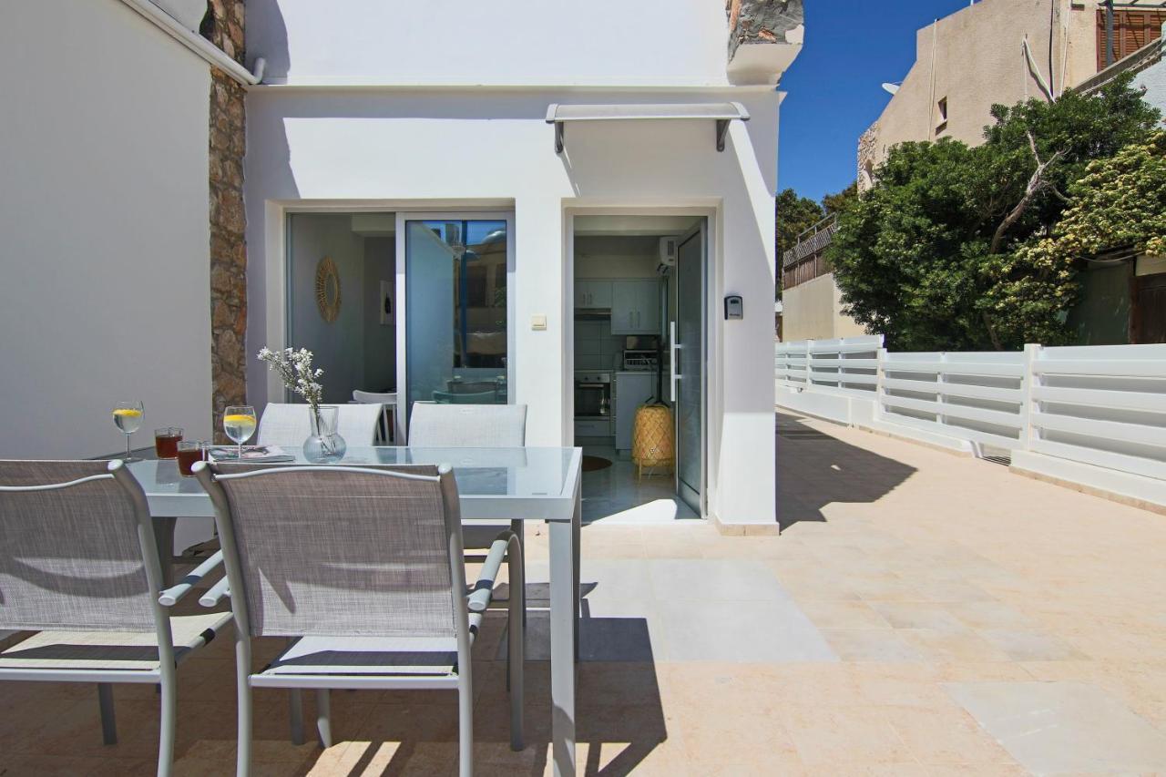 Phaedrus Living City View Fountain Court 08 Apartman Ajía Nápa Kültér fotó